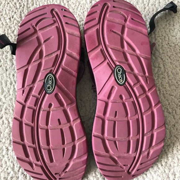 Pink double strap chacos - Picture 4 of 4